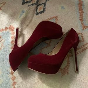 Colin Stewart burgundy velvet heels